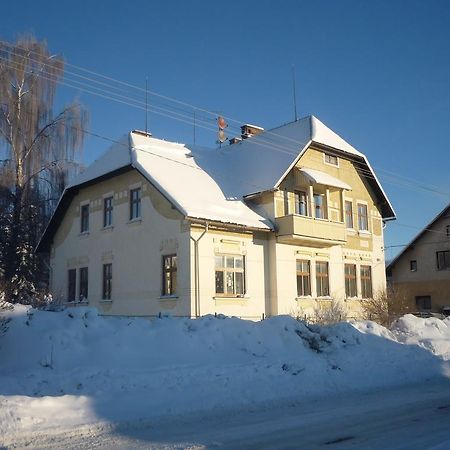 Mlade Buky 261 Apartment Bagian luar foto